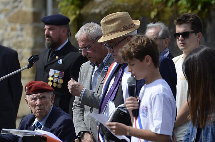 Lecture par le petit maire du message de l'UFAC